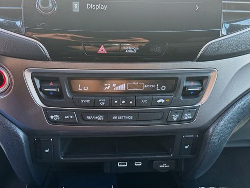 Certified 2024 Honda Passport EX-L image 14