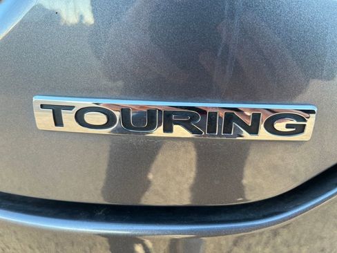 Used 2024 Honda Pilot Touring image 49