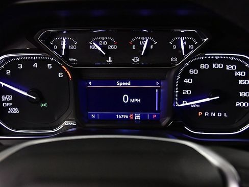 Used 2021 GMC Sierra 1500 Elevation image 17