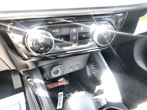 New 2025 Chevrolet TrailBlazer ACTIV w/ Convenience Package FWD image 16