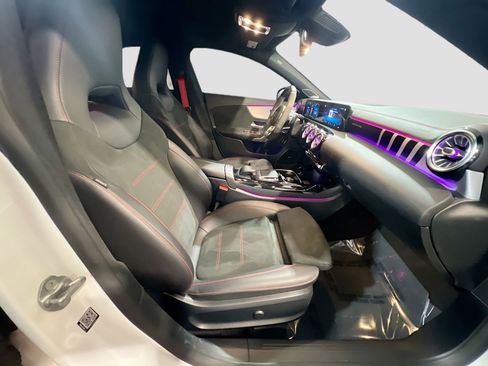 Used 2021 Mercedes-Benz CLA 35 AMG 4MATIC image 22