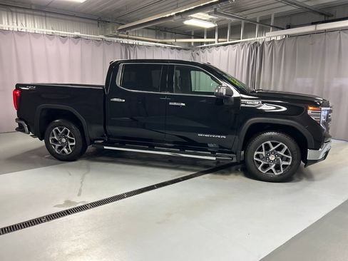 New 2026 GMC Sierra 1500 SLT w/ SLT Premium Plus Package image 8