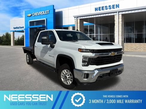 Used 2025 Chevrolet Silverado 2500 LT w/ Convenience Package AWD/4WD image 1
