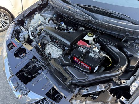 Used 2016 Nissan Rogue S AWD/4WD image 27