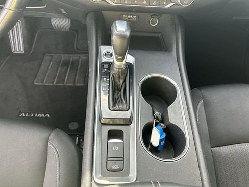 Used 2019 Nissan Altima 2.5 SV image 23