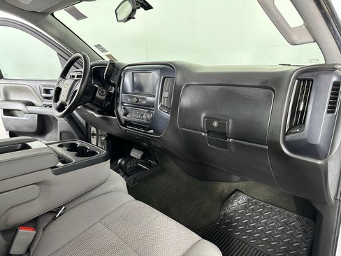 Used 2018 Chevrolet Silverado 1500 Custom w/ Custom Value Package image 24