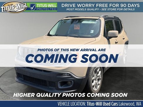 Used 2015 Jeep Renegade Latitude FWD image 3