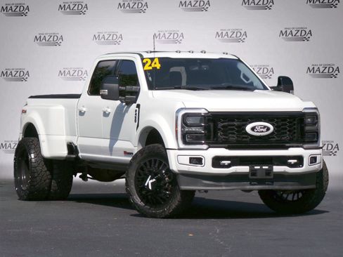 Used 2024 Ford F450 Limited w/ FX4 Off-Road Package AWD/4WD image 2