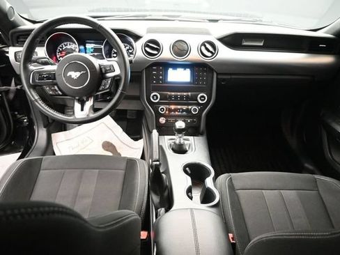 Used 2023 Ford Mustang GT RWD image 21
