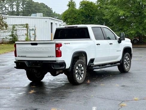 Used 2021 Chevrolet Silverado 2500 Custom w/ Custom Value Package AWD/4WD image 7