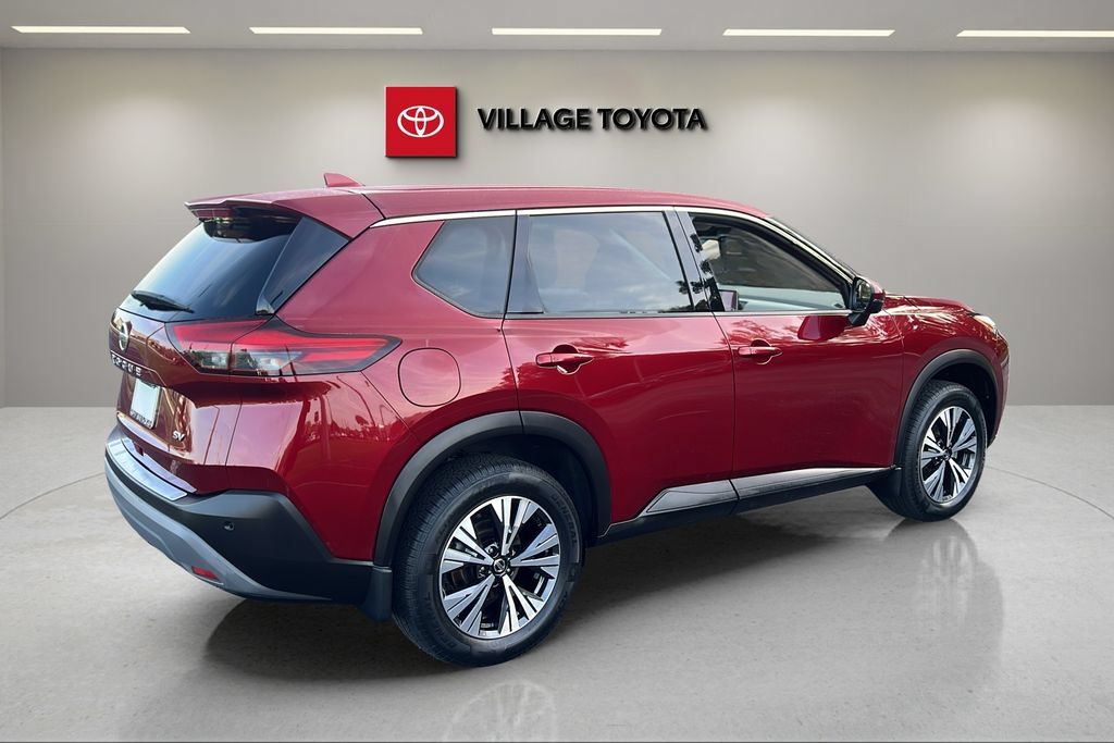 Used 2021 Nissan Rogue SV FWD image 5