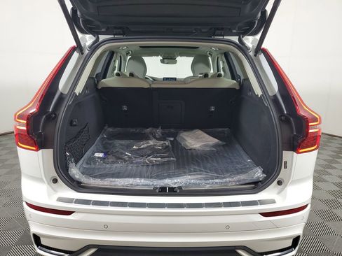 Used 2026 Volvo XC60 B5 Ultra w/ Protection Package Premier image 11