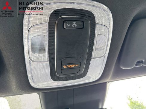 Used 2025 Hyundai Elantra Sport FWD image 29