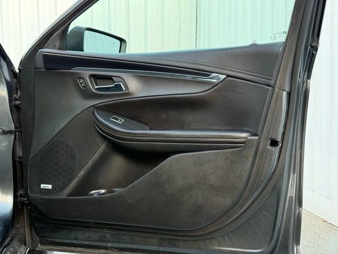 Used 2019 Chevrolet Impala LT w/ Sunroof and Spoiler Package FWD image 19