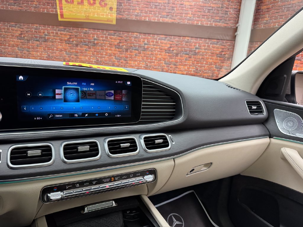 Certified 2020 Mercedes-Benz GLE 350 4MATIC image 16