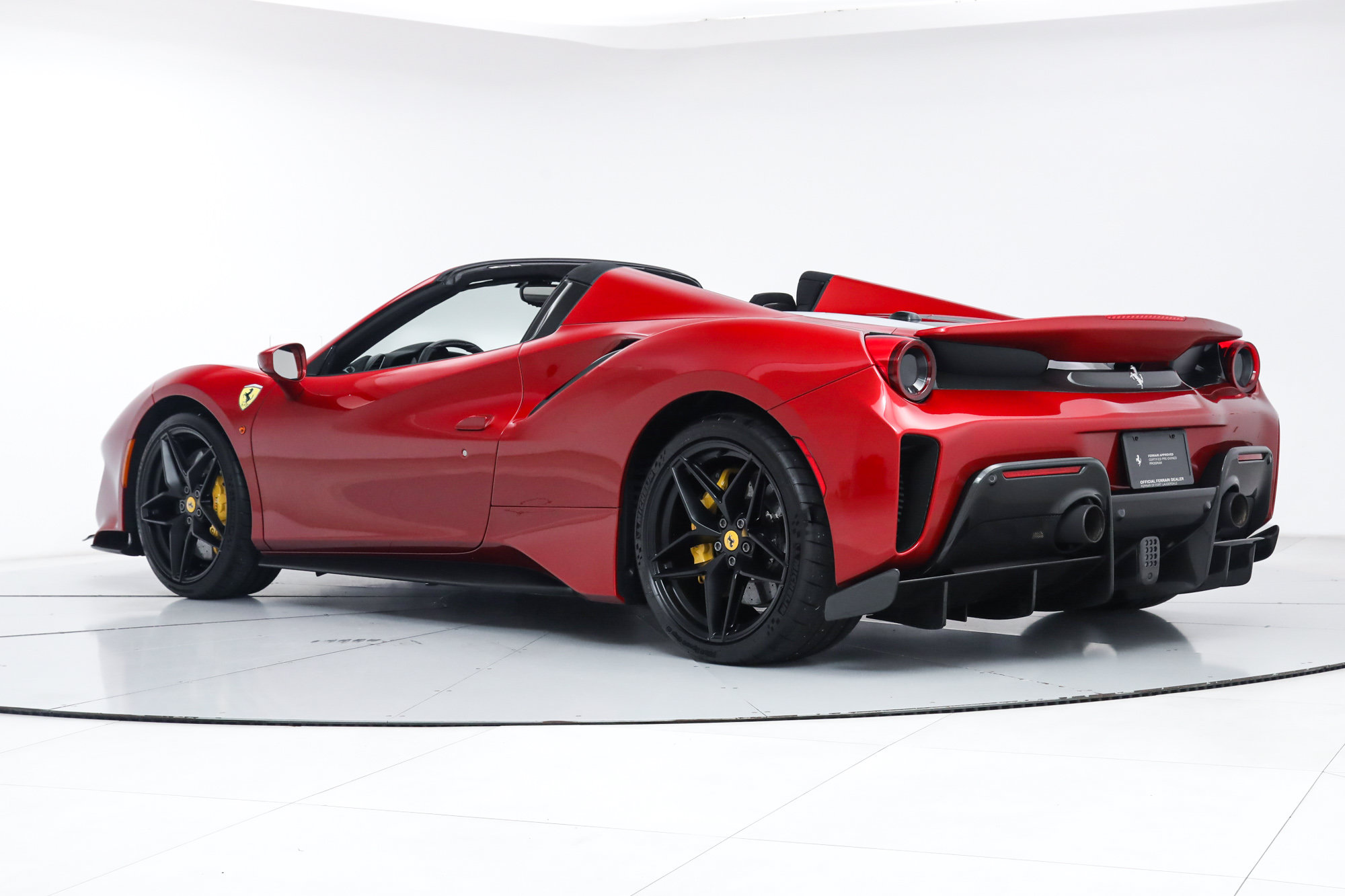 Certified 2020 Ferrari 488 Pista Spider RWD image 8
