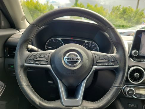 Used 2021 Nissan Sentra SV FWD image 23