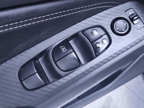 Used 2019 Nissan Altima 2.5 S FWD image 13