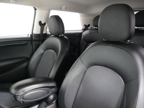 Used 2015 MINI Cooper 2-Door Hardtop image 10