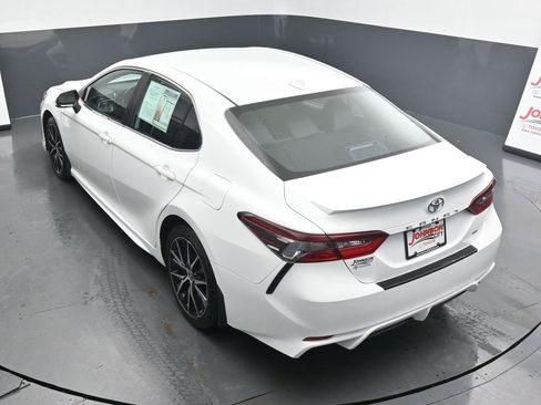 Used 2023 Toyota Camry SE image 28