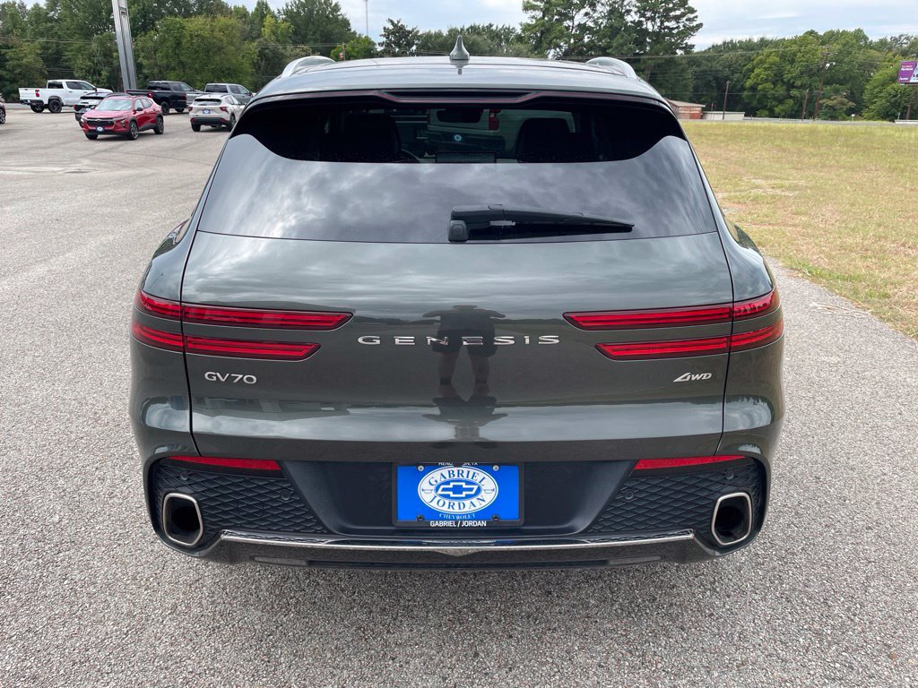 Used 2025 Genesis GV70 2.5T AWD/4WD image 5
