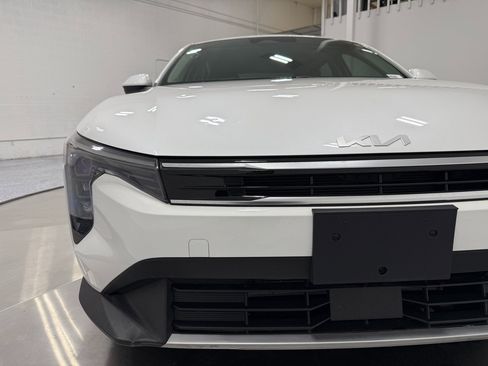 Used 2025 Kia K4 EX image 53