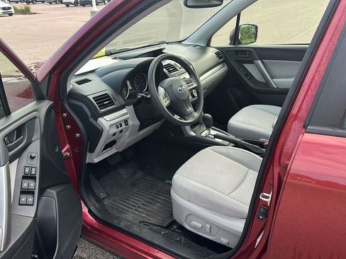 Used 2015 Subaru Forester 2.5i Premium w/ Popular Package #2 AWD/4WD image 8