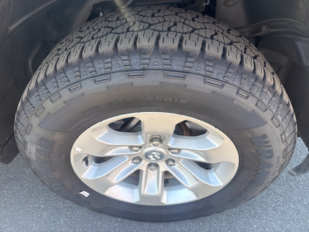 Used 2022 RAM 1500 Laramie AWD/4WD image 34