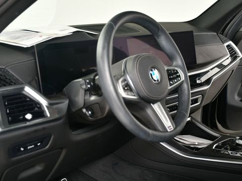 Used 2025 BMW X5 xDrive40i w/ Executive Package image 27
