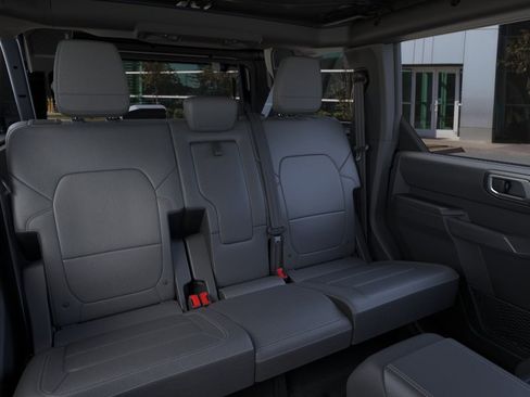 New 2025 Ford Bronco Outer Banks AWD/4WD image 11