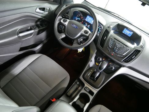 Used 2015 Ford Escape SE AWD/4WD image 9