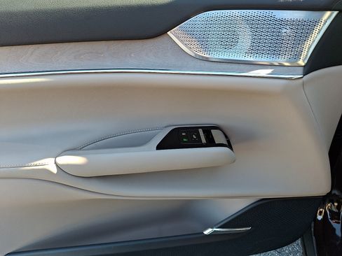 New 2025 Volvo EX90 Ultra AWD/4WD image 9