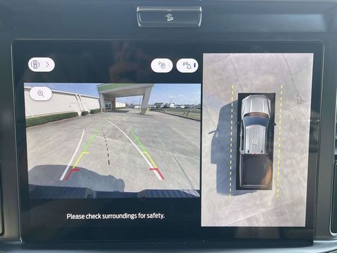 New 2026 Ford F250 Platinum w/ Tremor Off-Road Package image 19