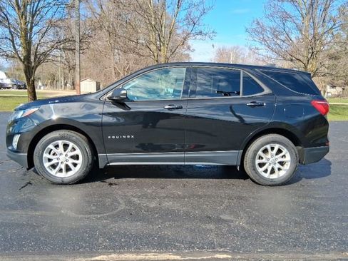 Used 2019 Chevrolet Equinox LS image 3