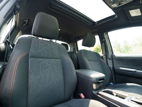 Used 2016 Toyota Tacoma TRD Off-Road w/ Premium & Technology Package RWD image 10