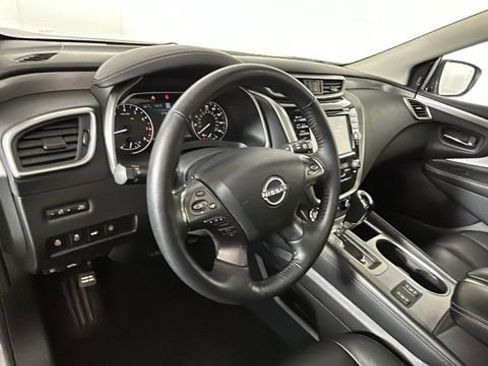 Used 2024 Nissan Murano SV AWD/4WD image 14