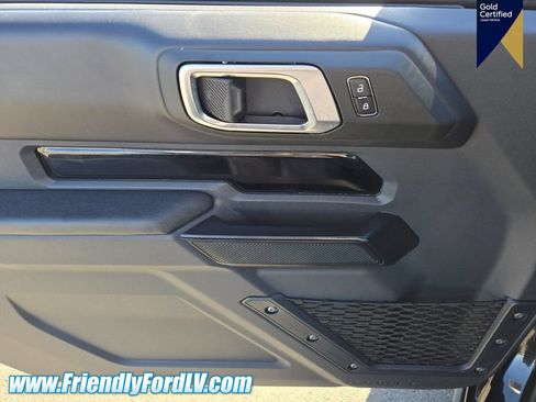 Certified 2025 Ford Bronco Badlands w/ Sasquatch Package AWD/4WD image 13