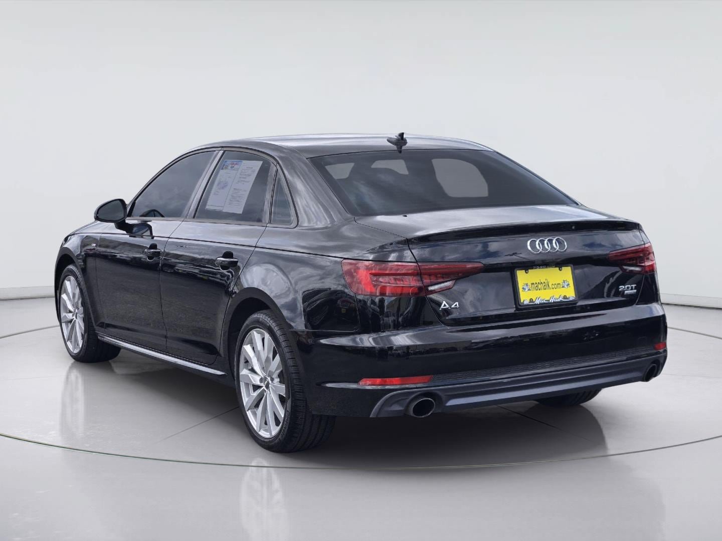 Used 2018 Audi A4 2.0T Ultra Premium w/ Convenience Package FWD image 4