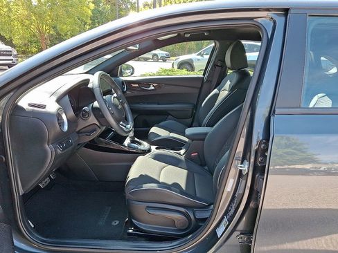 Used 2023 Kia Forte GT-Line image 14