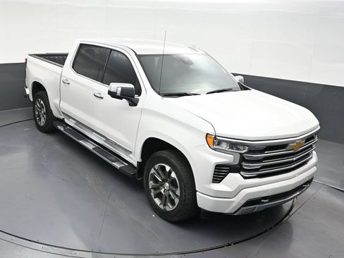 Used 2024 Chevrolet Silverado 1500 High Country AWD/4WD image 22