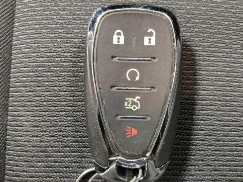 Used 2019 Chevrolet Cruze LT w/ Convenience Package FWD image 32