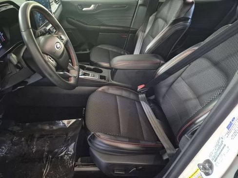 Used 2024 Ford Escape ST-Line w/ Tech Pack #1 AWD/4WD image 12