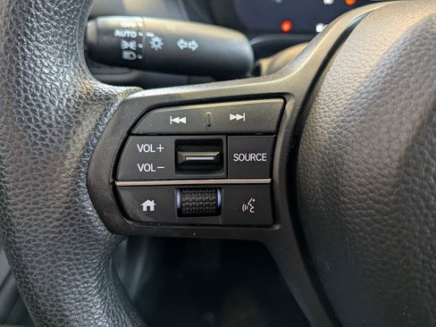 Used 2023 Honda HR-V LX image 21