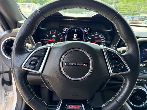 Used 2023 Chevrolet Camaro SS RWD image 18