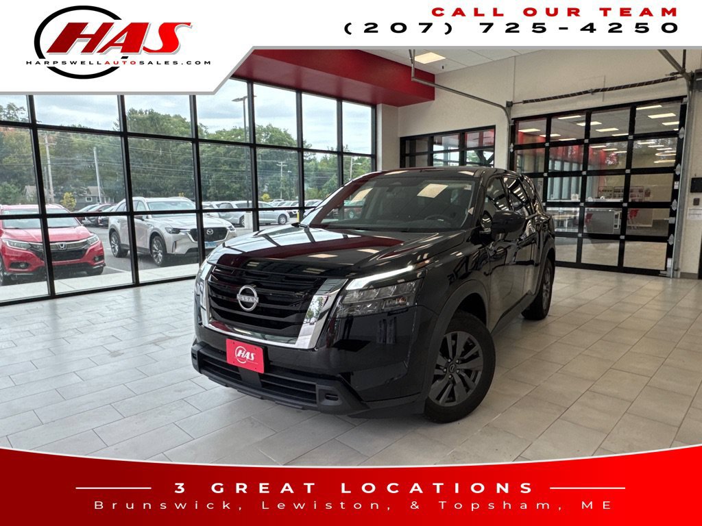 Used 2024 Nissan Pathfinder S AWD/4WD image 1