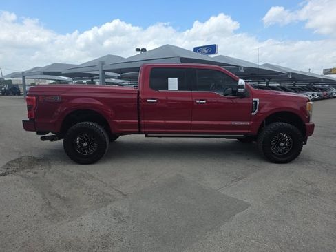 Used 2017 Ford F250 Platinum w/ Platinum Ultimate Package AWD/4WD image 6
