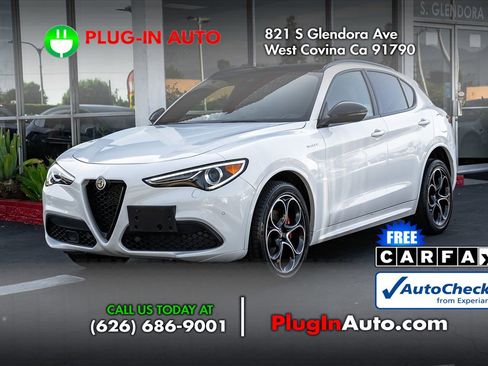 Used 2022 Alfa Romeo Stelvio Veloce image 1