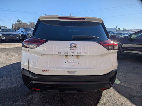 Used 2021 Nissan Rogue S image 4