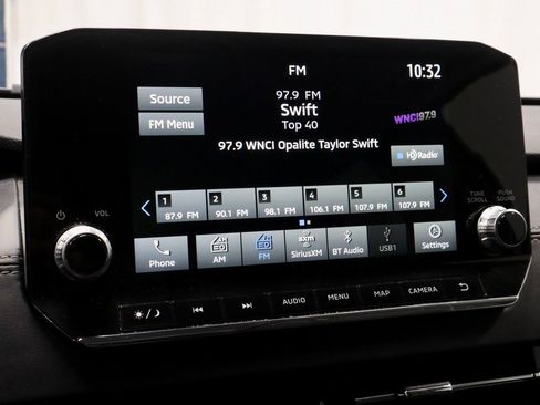 Used 2022 Mitsubishi Outlander SE image 4