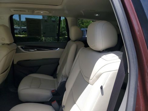 Certified 2023 Cadillac XT6 Premium Luxury image 14